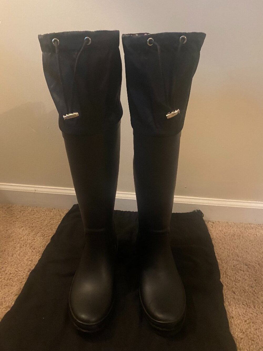 Tommy Hilfiger Rain Boot Black Pre-owned Size 8.5
